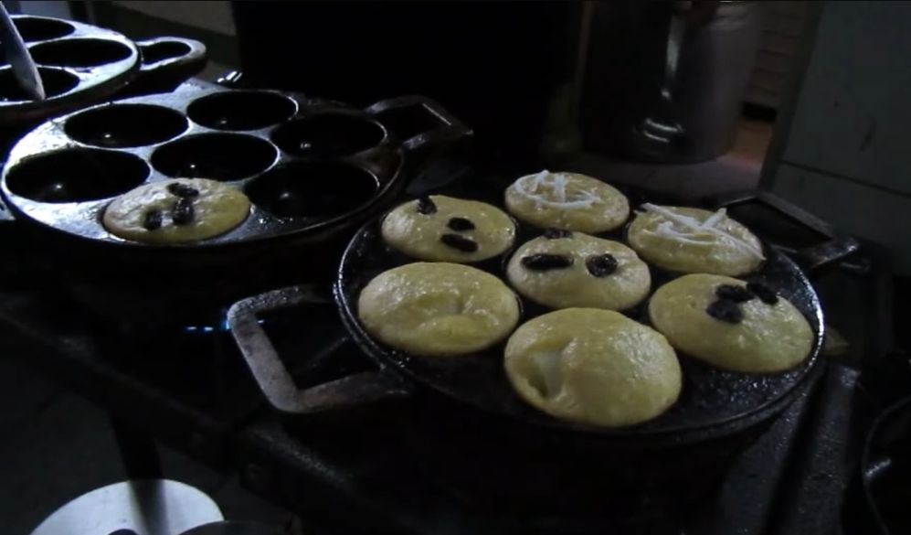 Kuliner Pasar Oro-Oro Dowo - Lumpur Kentang Wolak Walik